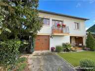 Maison avec jardin, garage et terrain constructible — photo 2