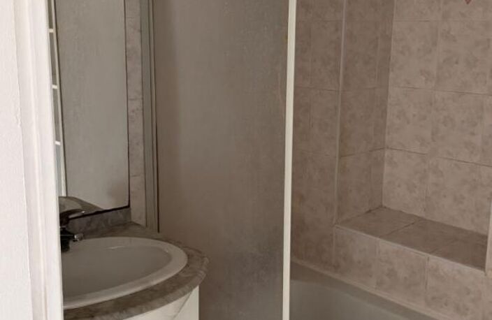 Appartement  Centre Ville / Cagnes Sur Mer 3 pièce(s) 55.19 m2 — photo 3