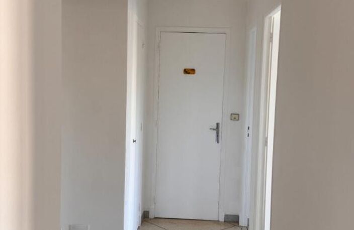 Appartement  Centre Ville / Cagnes Sur Mer 3 pièce(s) 55.19 m2 — photo 4