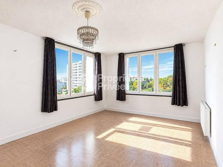 94190 VILLENEUVE SAINT GEORGES - T3 Appartement familial lumineux de 64 m² avec box - Vue dégagée — photo 1