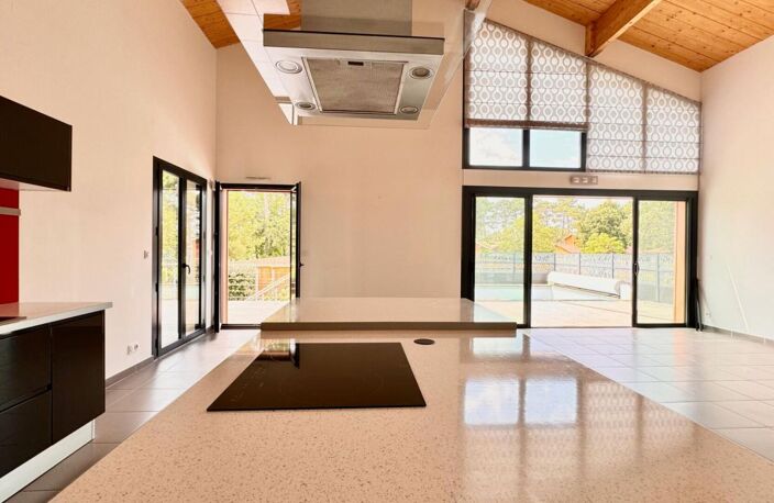 VILLA SUR VASTE SOUS-SOL DE 100 m²  ! — photo 4