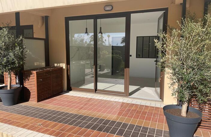 FREJUS-PLAGE  Appartement 2 pièces — photo 2