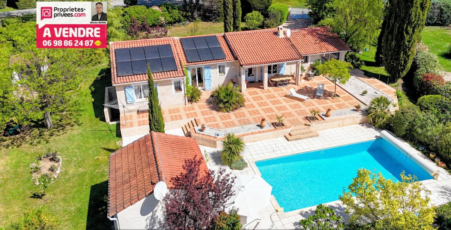 RARE Villa de plain-pied 4 chambres + studio .Terrain plat 2 400 m² et grande piscine — photo 1