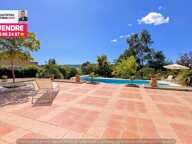 RARE Villa de plain-pied 4 chambres + studio .Terrain plat 2 400 m² et grande piscine — photo 4