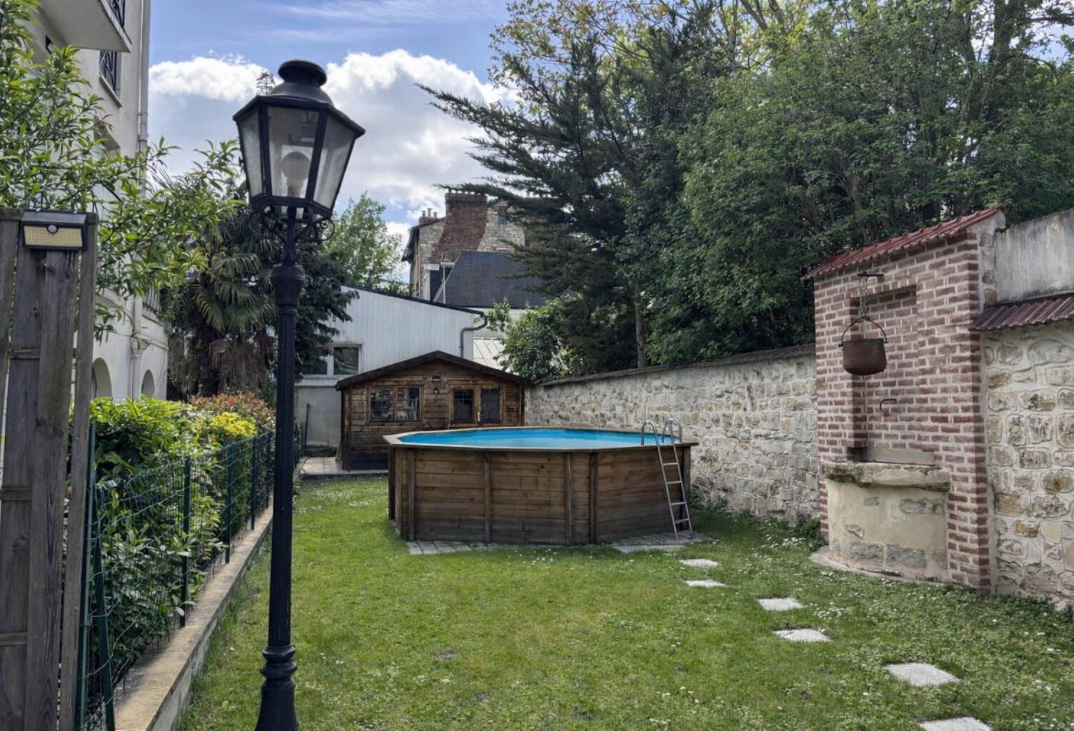 Rez-de-jardin avec jardin privatif -Esprit maison -La Garenne-Colombes — photo 1
