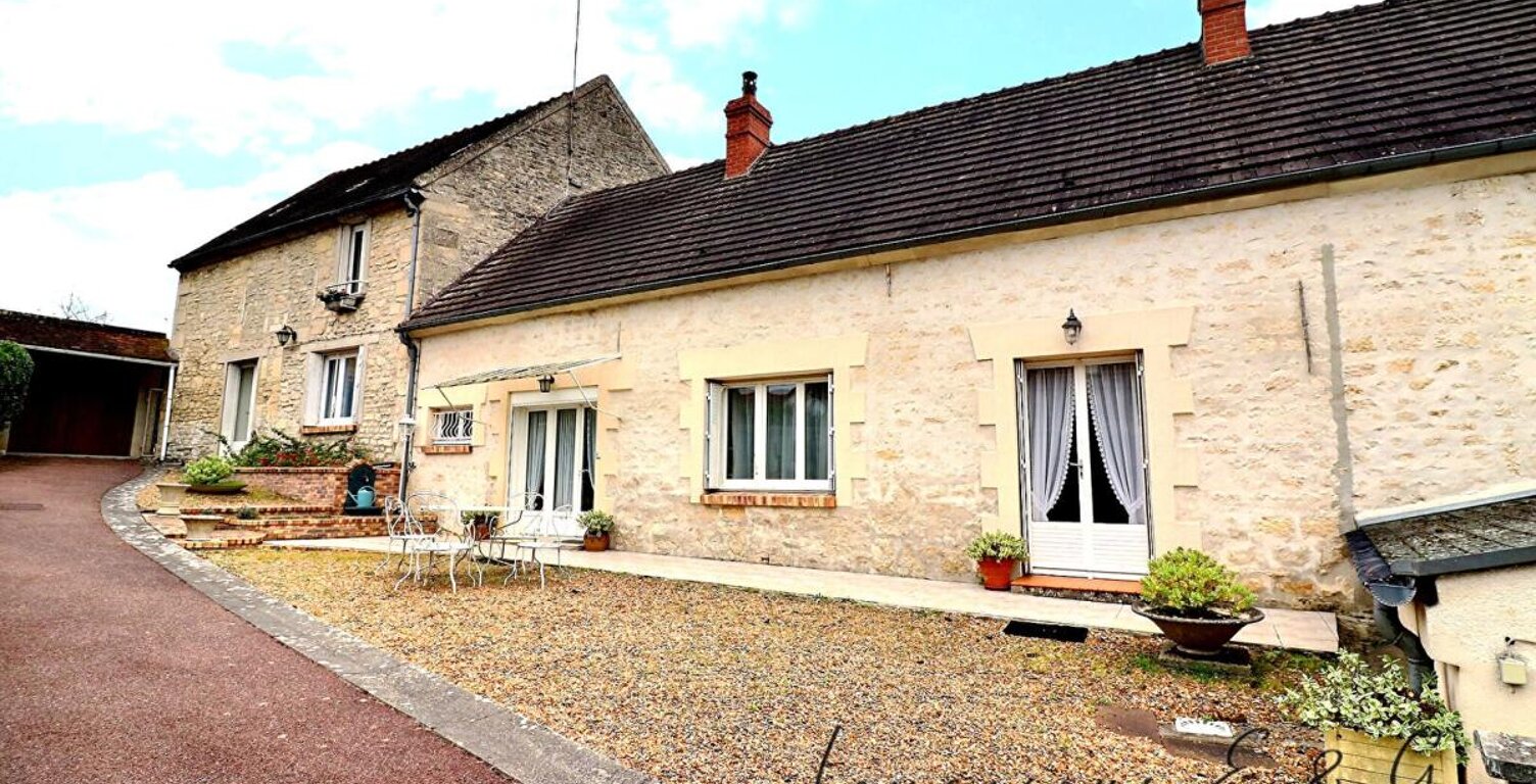 ANGY 60250 - Longère  4 chambres 185m² sur environs 1000m² de terrain — photo 1