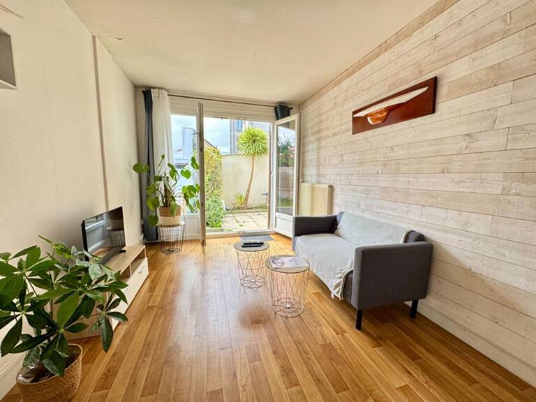 T2 en rez-de-jardin avec terrasse de 21 m²  Fort potentiel Airbnb — photo 1