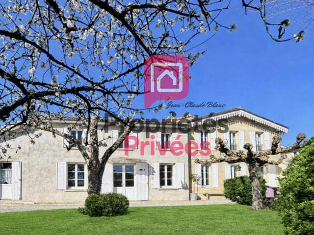 A 15 mn de Blaye - Au calme belle Girondine de village en pierre rénovée - 1970m2 habitables -7P- 4 Chambres -  1920 m2 de Terrain - Piscine -Parc Arboré — photo du bien