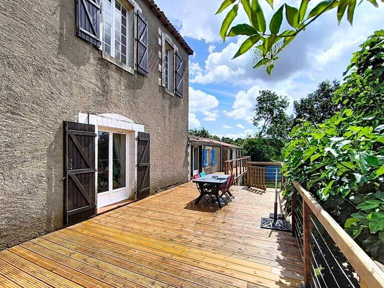 Maison bourgeoise Divatte Sur Loire 7 pièces 234 m2 — photo 1