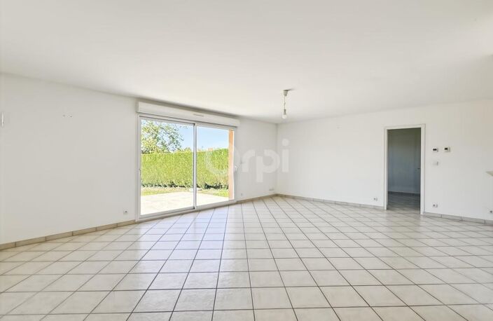   Maison de plain-pied lumineuse avec terrain de 1 300 m² – La Croisille — photo 2