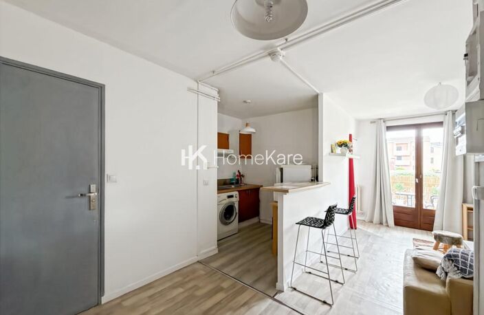 T1 bis avec balcon en centre-ville — photo 4