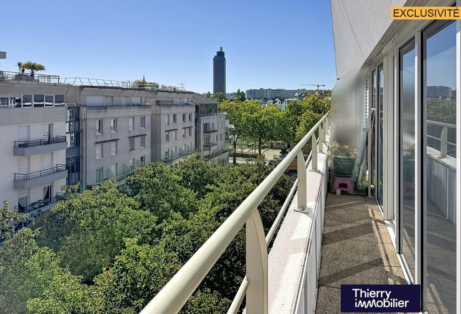 T3 traversant avec garage — photo 1
