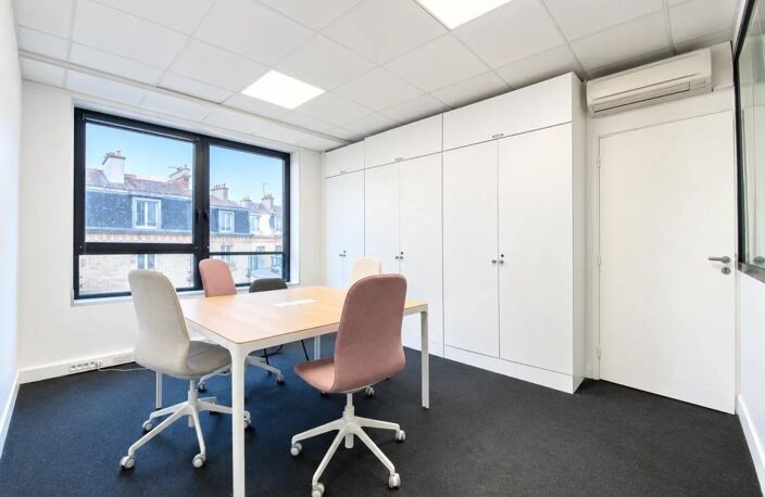 Bureaux à louer de 167 m² à Boulogne Billancourt. Immeuble moderne, proche transports et commerces, terrasse et climatisation réversible — photo 4