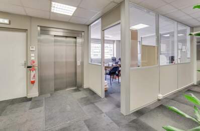 Exclusivité Corpimmo. Plateau de bureaux à louer de 182 m² en étage. Centre ville. Surface lumineuse, traversante, aménagement flexible — photo du bien