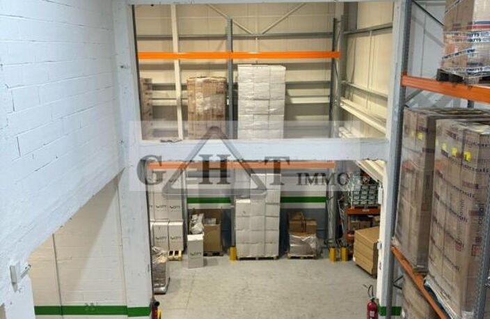 ENTREPOT BUREAUX 1520M2 A VENDRE CHENNEVIERES SUR MARNE — photo 2