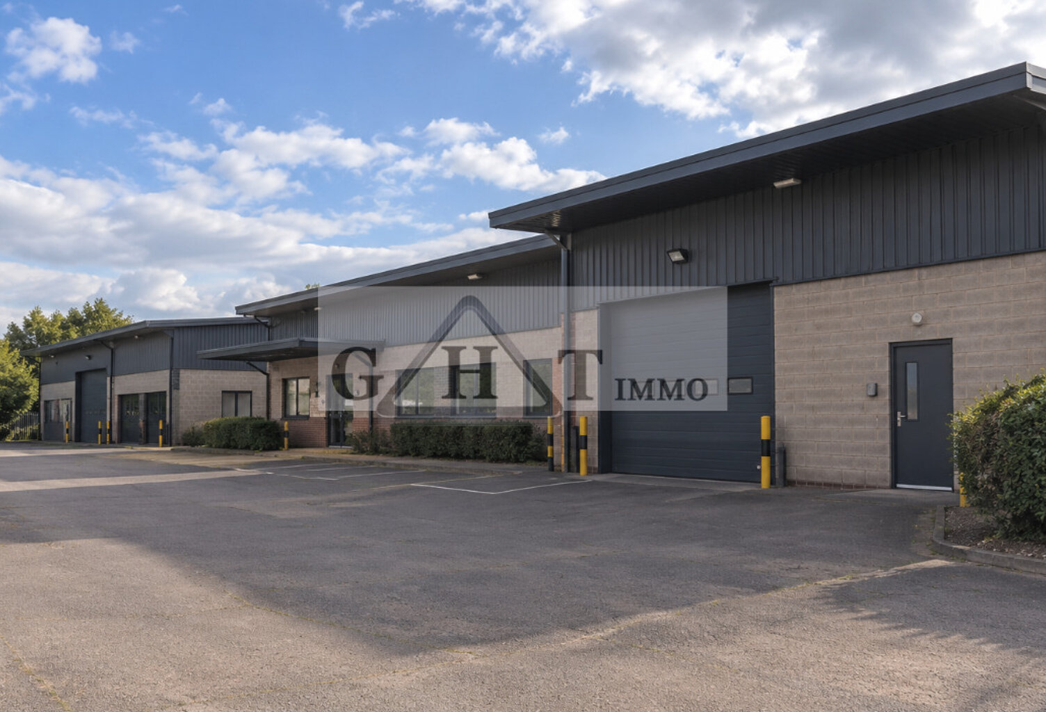 À vendre Entrepôt & bureaux 3000m²- BUC — photo 1