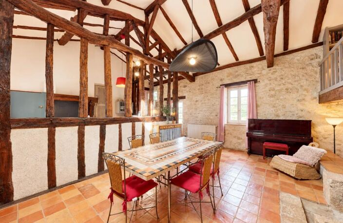 Maison de 7 pièces de 203 m² à Touffailles — photo 5