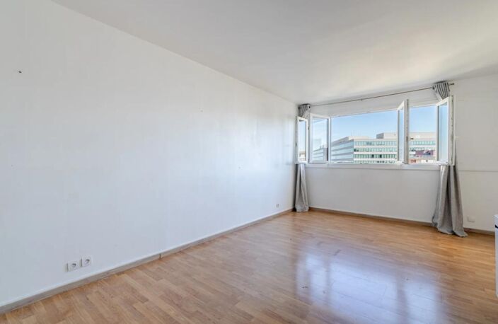 Appartement 4 pièces de 80 m² situé à Bezons — photo 2