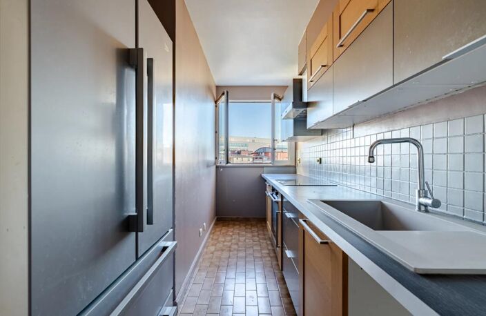 Appartement 4 pièces de 80 m² situé à Bezons — photo 4