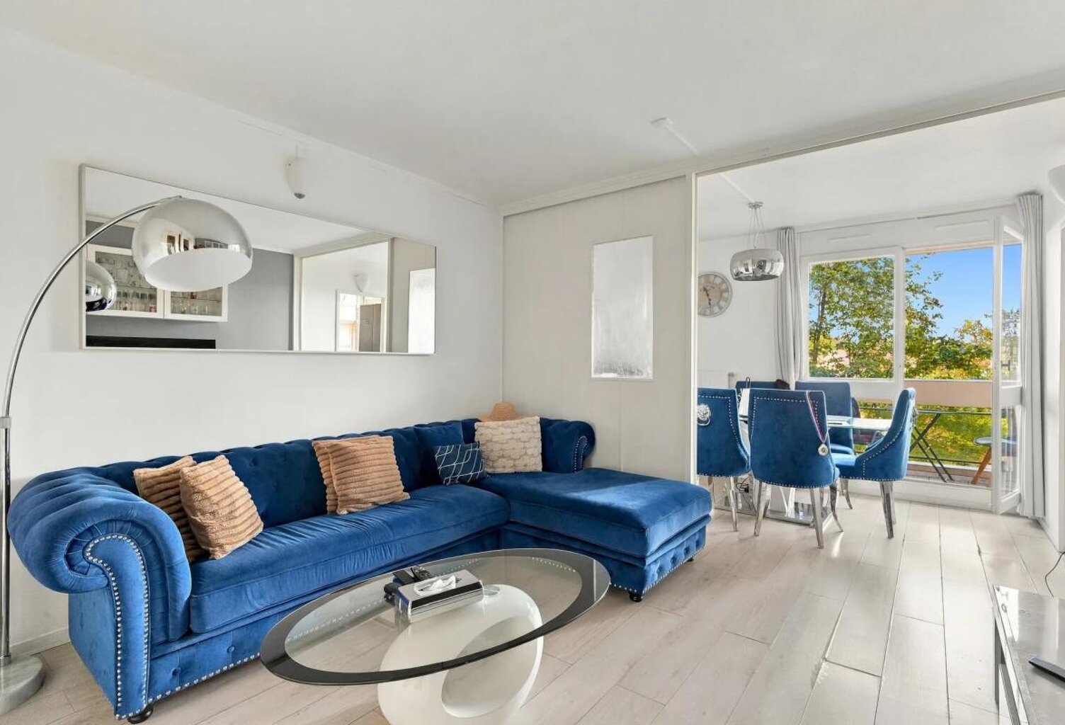 Appartement 2 pièces de 54 m² à Épinay-sur-Seine — photo 1