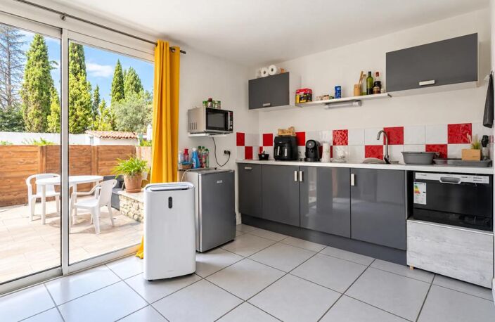 PLAISSAN (34230) – ENSEMBLE IMMOBILIER – 5 APPARTEMENTS – TERRAIN 1 055 M² – PISCINE – POTENTIEL LOCATIF — photo 5