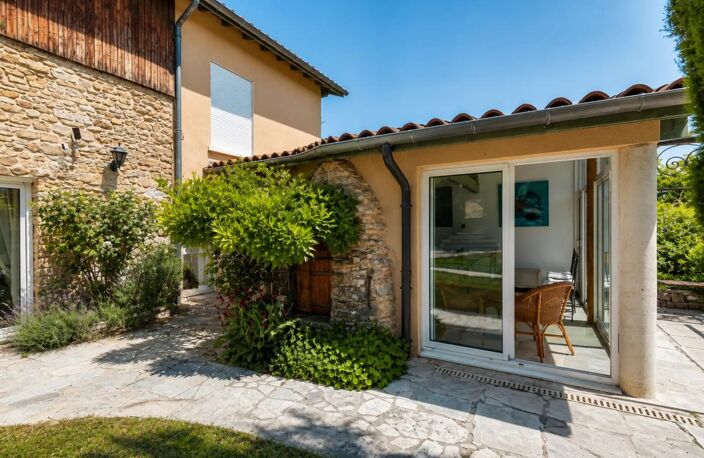 Maison de 10 pièces de 236 m² à Frontonas — photo 5