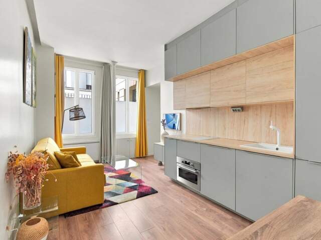 Appartement de 2 pièces de 27 m² à Paris — photo du bien