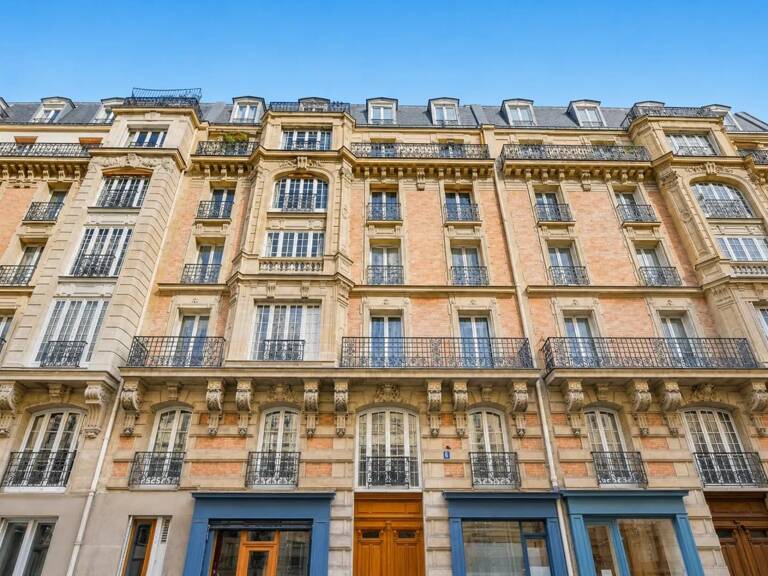 Appartement de 2 pièces de 27 m² à Paris — photo 1