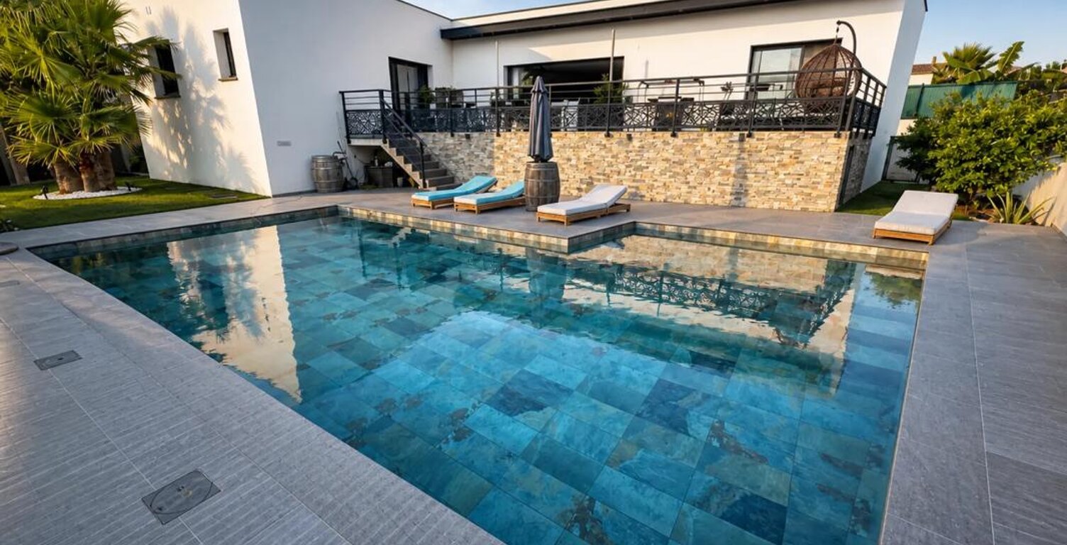 SÉRIGNAN – VILLA CONTEMPORAINE 160 M² – 5 CHAMBRES – PISCINE – À 800 M DE LA PLAGE — photo 1