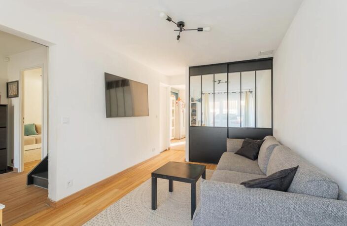 SEVRAN - Maison de type T4 de 103 m², sous-sol, jardin avec terrasse — photo 5