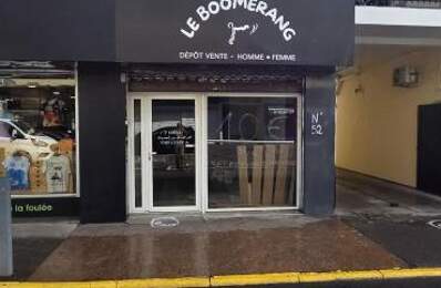 A LOUER LOCAL DE 73M² ENV ST PIERRE CENTRE — photo du bien