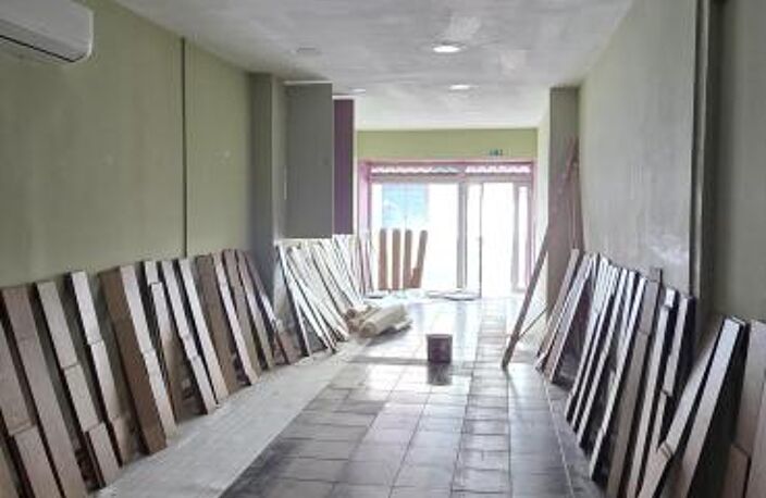 A LOUER LOCAL DE 73M² ENV ST PIERRE CENTRE — photo 2