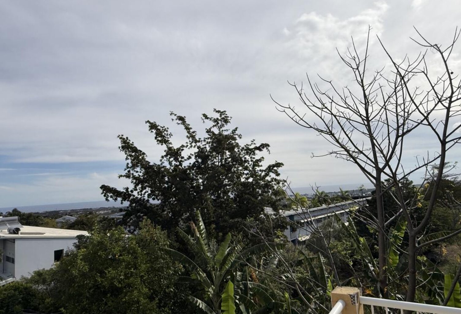 Maison F5/6 meublée de 120 m2 à La Rivière Saint Louis centr — photo 1