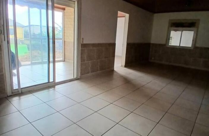 Maison F4 de 105 m2 sur terrain de 600 M2 Chemin de Ceinture — photo 2