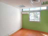 Bureaux 267 m² avec 8 parkings — photo 3