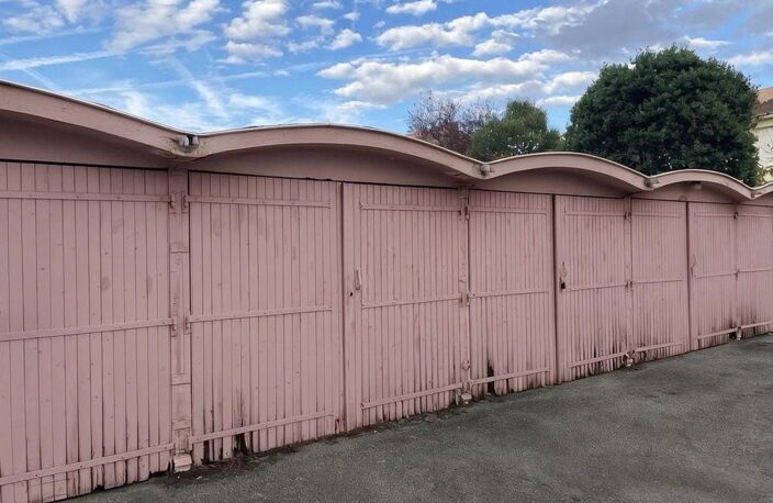 Garage fermé plain-pied  proximité St-Cyprien — photo 2
