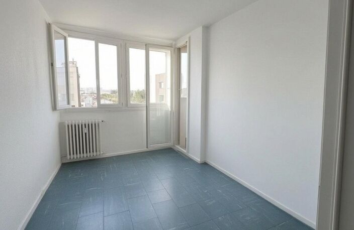 T3 quartier Saint-Cyprien  idéal investisseur — photo 4