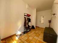 Maison de Ville avec extérieur — photo 3