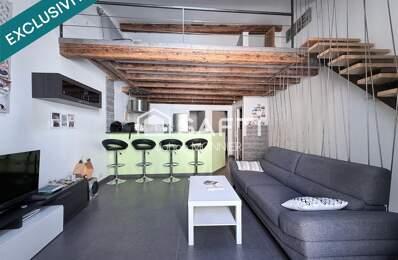 Maison de ville avec mezzanine et grand garage — photo du bien