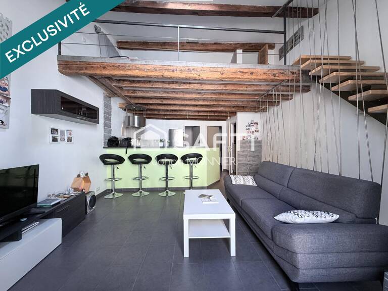 Maison de ville avec mezzanine et grand garage — photo 1