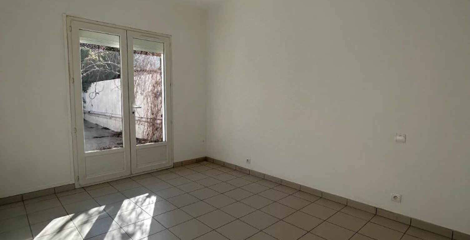 Location maison 5 pièces 110 m² à Le Soler (66270) — photo 1