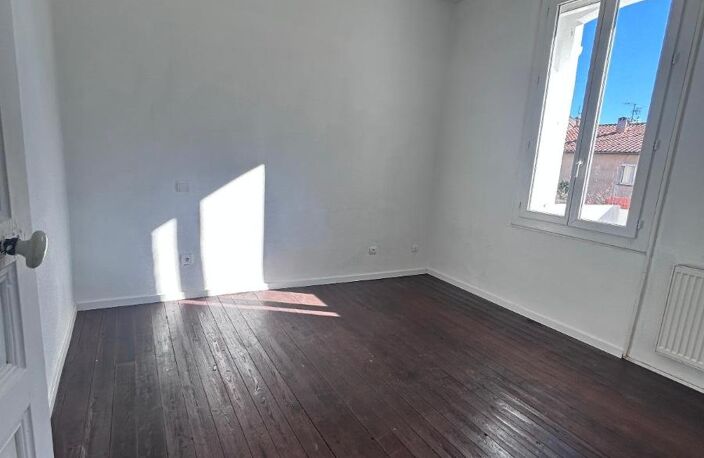 Location maison 5 pièces 110 m² à Le Soler (66270) — photo 2