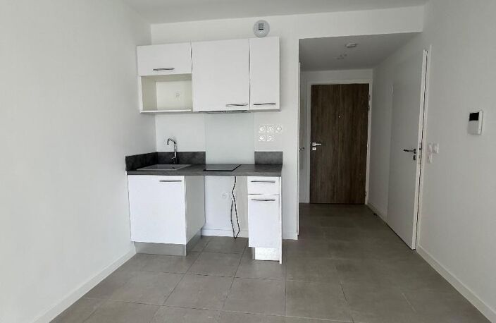 Location appartement 1 pièce 30 m² à Elne (66200) — photo 4