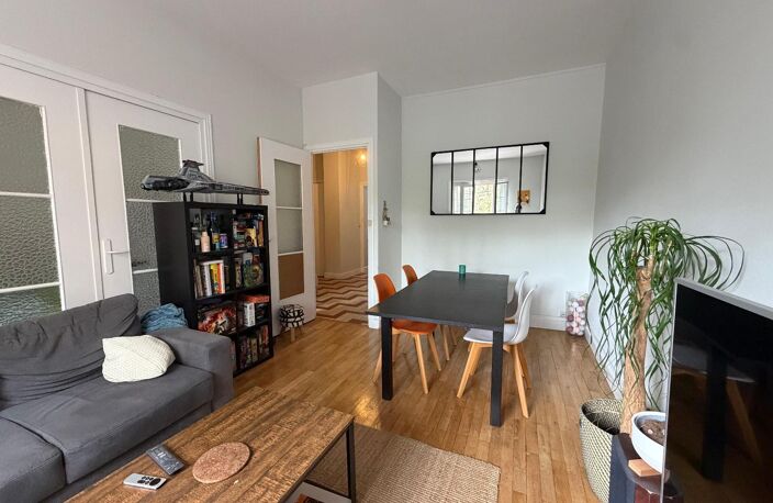 Location appartement 3 pièces 74 m² à Lyon 3 (69003) — photo 2