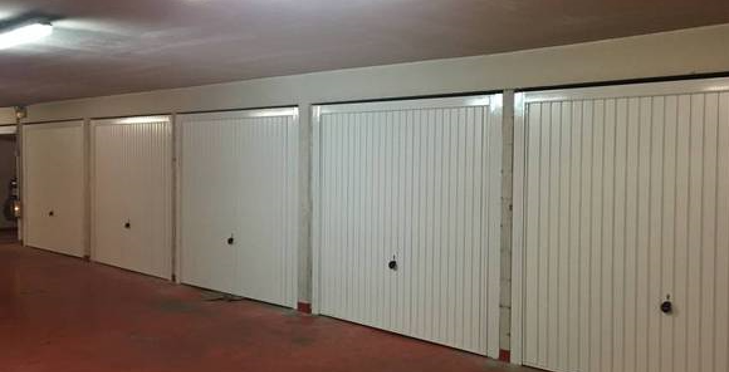 Garage FERME Mairie 6ème Arrdt — photo 1