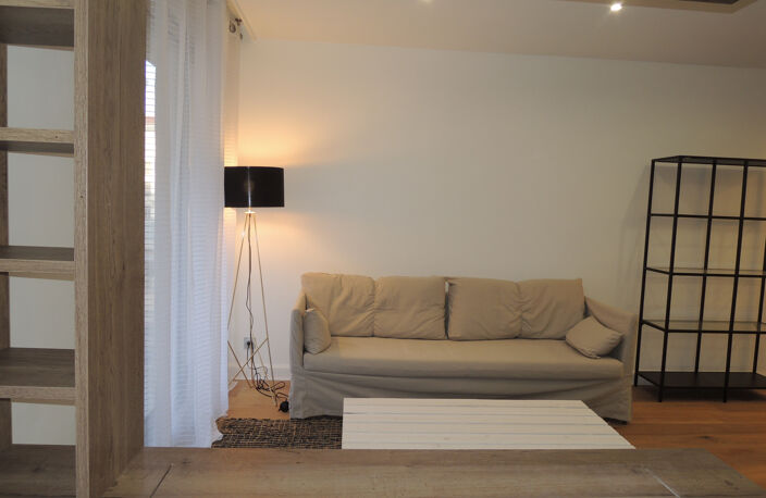 appartement  meublé  Lyon 2eme Arrdt  Stella. Garage — photo 4