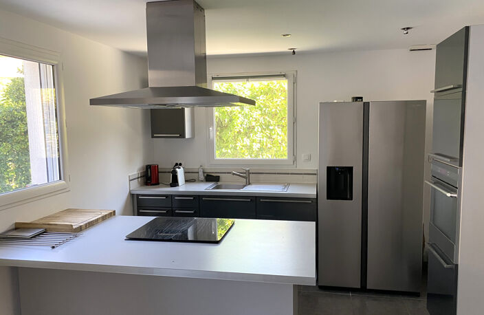 VARCES Allière et Risset, MAISON mitoyenne — photo 5