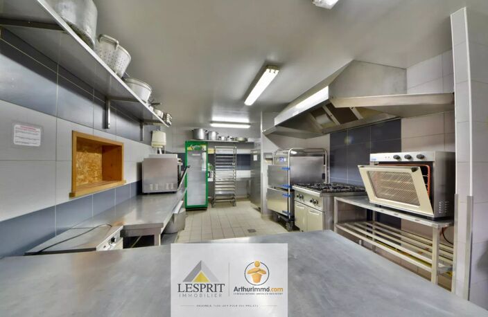 Vente commerce  260 m² Ussac (19270) — photo 5