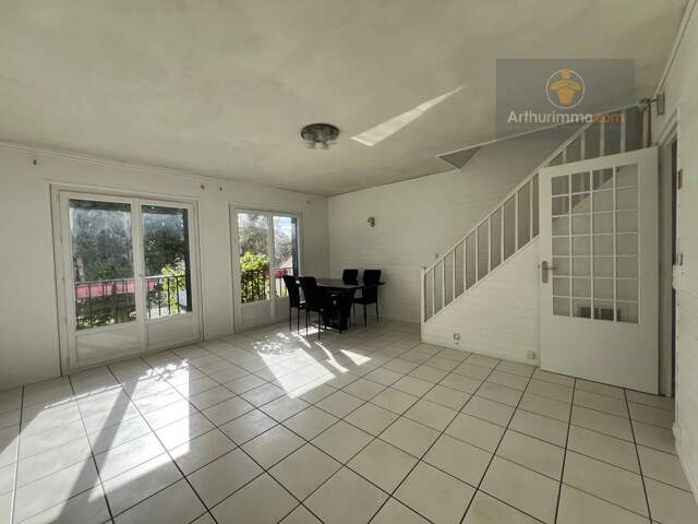 Maison Maurepas 5 pièces 104 m2 — photo du bien