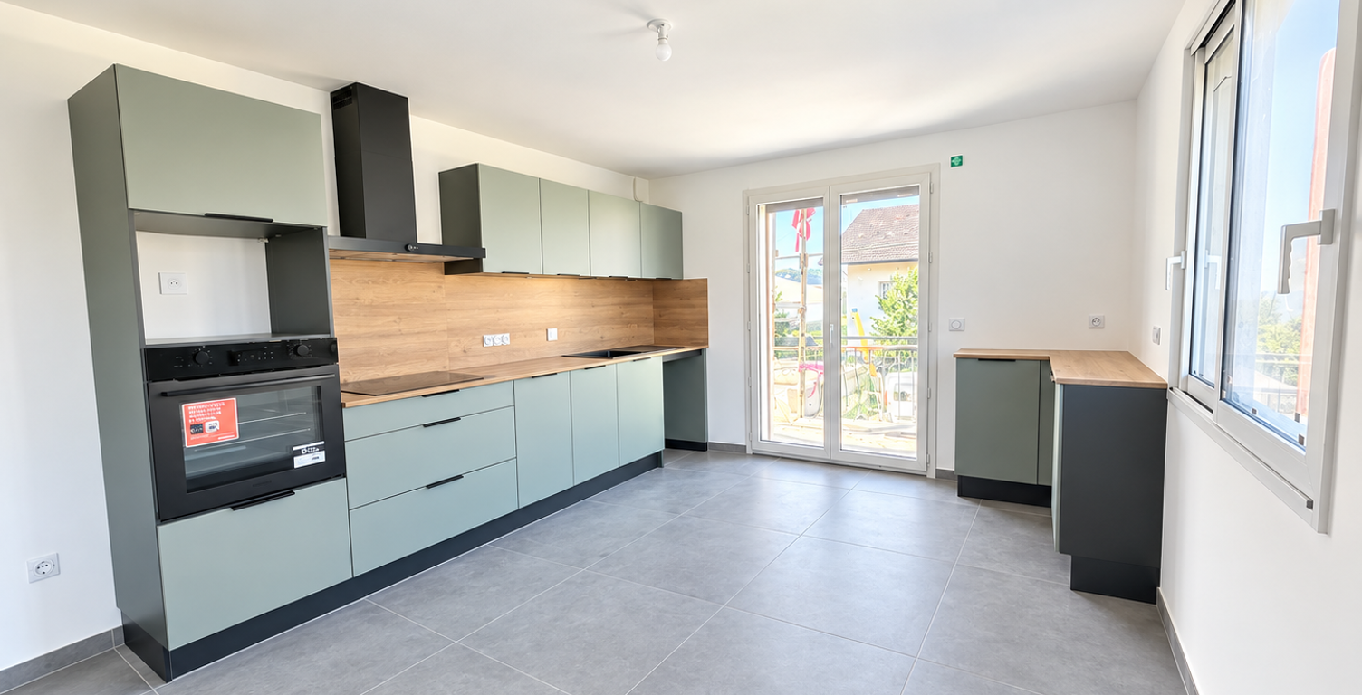 Appartement T4 entièrement rénové avec terrasse — photo 1